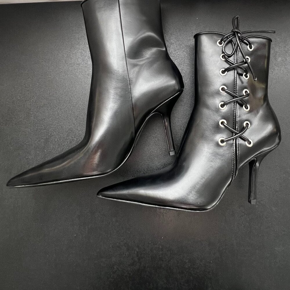 H&M Black Lace-Up Short Stiletto Ankle Boots Pointed Toe Size 37 New